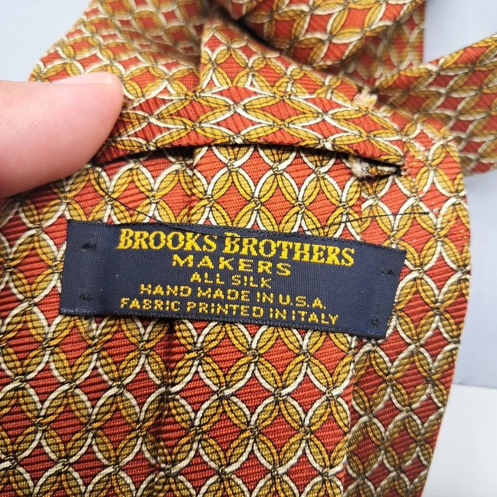 Brooks Brothers Makers Silk Necktie‎ Mens Red Gold Geometric Print Tie Office